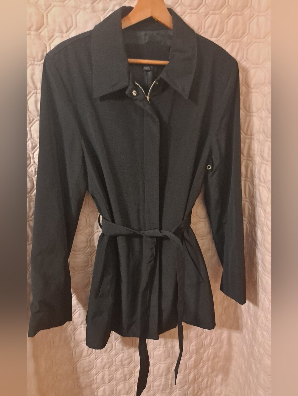 Classic Black Women's Trench Jacket with Waist Tie Size L